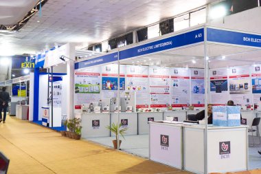 Katmandu, Nepal - 15 Kasım 2024: FEEN Electro Tech Nepal Elektrik İdaresi ve Elektrik İşletmeleri Sergi Sempozyumu tarafından Bhirkutimandap, Katmandu 'da düzenlendi