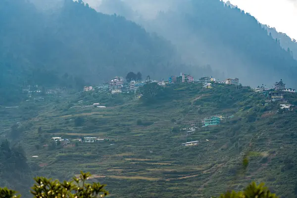 Gosaikunda Langtang Trek sırasında Yukarı Syafru Görünümü Hava Görüntüsü