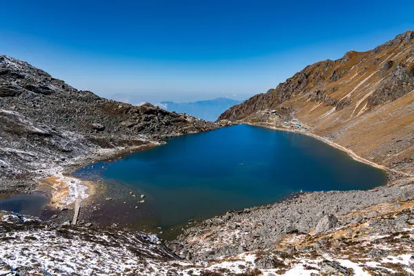 Güzel Mavi Himalaya Buzul Gölü Gosainkunda Pilgrim Langtang Ulusal Parkı, Rasuwa, Nepal