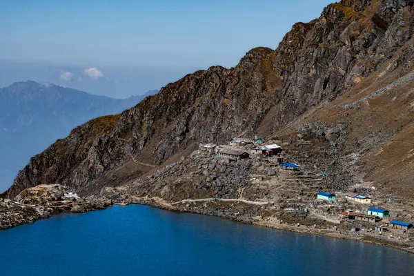 Güzel Mavi Himalaya Buzul Gölü Gosainkunda Pilgrim Langtang Ulusal Parkı, Rasuwa, Nepal