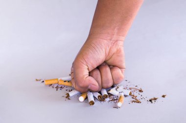 Dünya Sigara İçilmeyen Günü, Dünya Kanser Günü ve Dünya Tütünsüz Kampanyaları için dumansız bir dünya tanıtın.