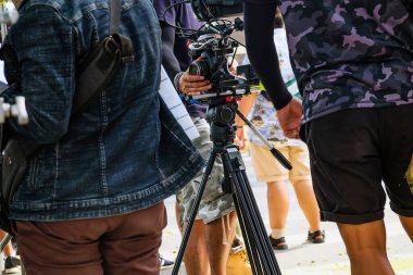 Video kamera detayları, film ekibi prodüksiyonu, sahne arkası.