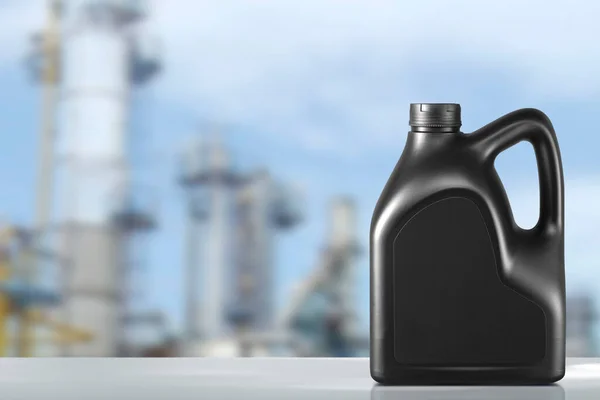 带有发动机油的罐体与炼油厂的模糊背景 — 图库照片
