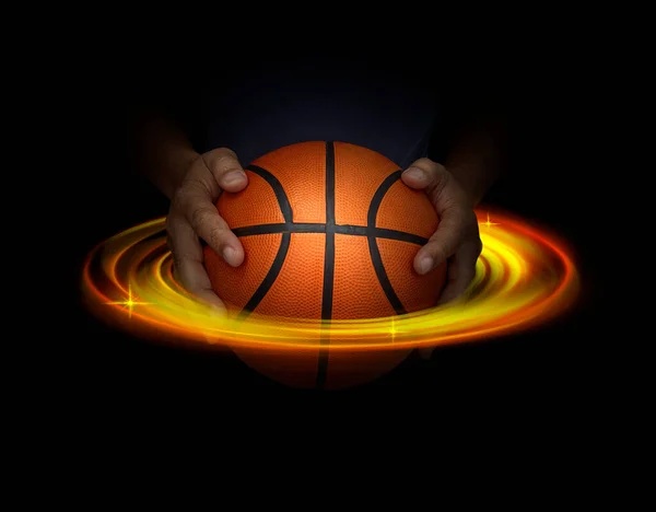 Баскетбольный Мяч Мужских Руках Черном Фоне Абстрактными Огнями Концепция Баскетбола — стоковое фото