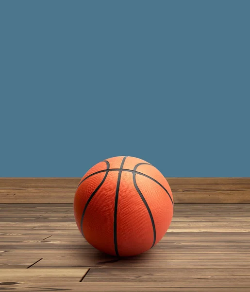 Una Pelota Baloncesto Con Paredes Colores Suelo Madera — Foto de Stock