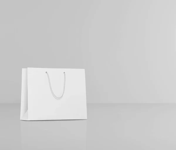 広告やブランドのための空のショッピングバッグ — ストック写真