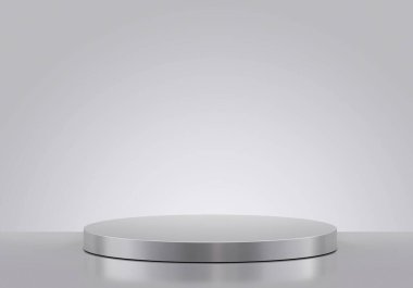 Metal podyum gri arka planda izole edilmiş. Ürün görüntüsü