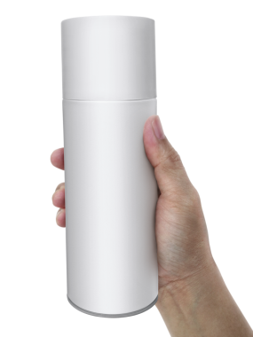 Adamın elinde sprey var, şeffaf bir arkaplan.