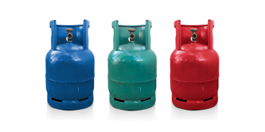 Eski benzin depoları, şeffaf arka plan