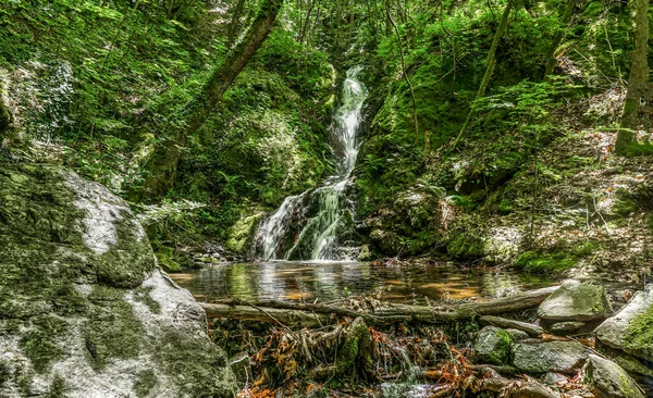 Der Schöne Wasserfall Dbitsata Belasitsa Gebirge Bulgarien — Stockfoto