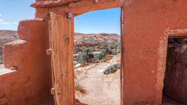 Berber kil köyüne özel bir bakış Ait Ben Haddou, Fas .
