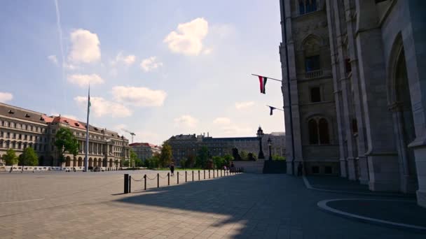 Budapest Magyarország 2022 Augusztus Egy Gyönyörű Nyári Napon Parlament Épületében — Stock videók