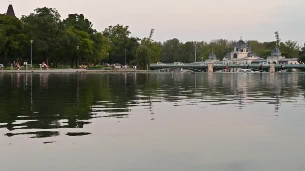 Budapest Hungary August 2022 Footage City Park Ice Rink Boating — Vídeo de Stock