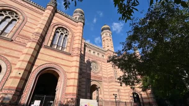 Boedapest Hongarije Augustus 2022 Pan Beelden Van Synagoge Grootste Europa — Stockvideo