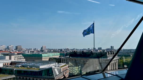 Berlin Almanya Ağustos 2023 Reichstag Binasının Çatısında Bulunan Cam Metal — Stok video