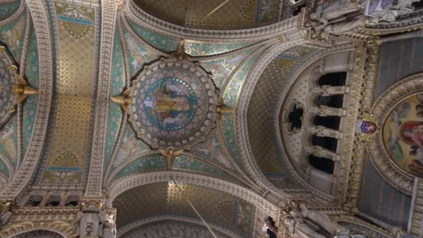 Lyon Francia Diciembre 2023 Impresionantes Imágenes Las Bóvedas Ricamente Decoradas — Vídeos de Stock