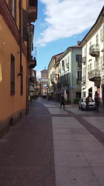 Chieri Město Turín Piemont Itálie Dubna2024 Vertikální Formát Záběry Starém — Stock video