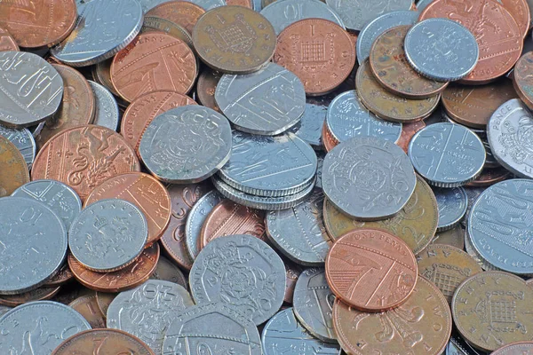 中古英国スターリングコインの山 — ストック写真