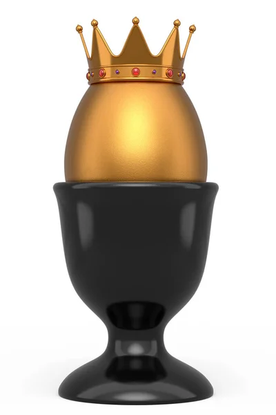 Beyaz Arka Planda Kahvaltıda Seramik Yumurta Kabında Altın Kraliyet Tacıyla — Stok fotoğraf
