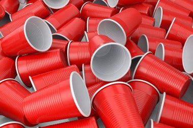 Beyaz arka planda izole edilmiş plastik tek kullanımlık parti bardağı. Meyve suyu, taze, bira için 3D servis bardağı.