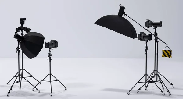 Studio Fotograficzne Flash Stoisku Oświetleniowym Izolowane Białym Tle Zasłoną Renderowania — Zdjęcie stockowe