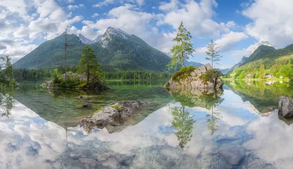 stock image Mountain landscape and view of beautiful Hintersee lake in Berchtesgaden National Park, Upper Bavarian Alps, Germany, Europe. Beauty of nature concept background.