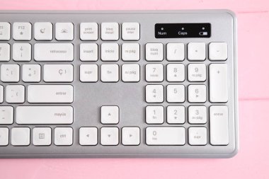 White pc keyboard in spanish, digital equipment