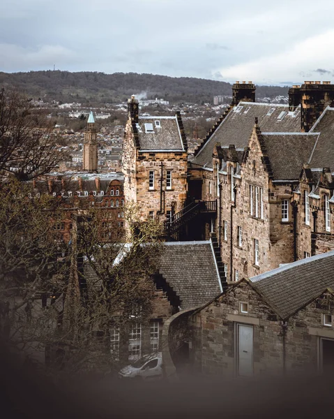 Altbauten Edinburgh Mit Rauchendem Schornstein — Stockfoto