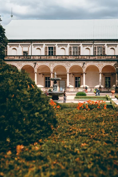 Palacio Histórico Con Arquitectura Renacentista Parque Praga — Foto de Stock