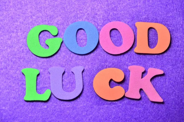 Renkli arka planda kelime şansı