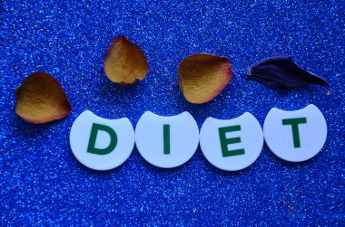Diyet, sağlıklı beslenme. diyet kavramı koyu arkaplanda