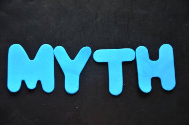 Kelime yazma metni doğru. Gerçek ya da yanlış bir grup olmanın en önemli unsurunu gösteren bir iş fotoğrafı.