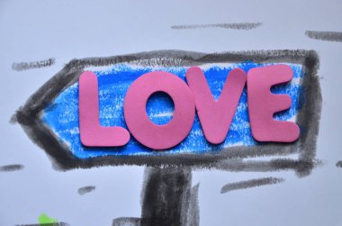 arka plan üzerinde kelime aşk 