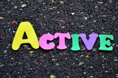 soyut üzerinde etkin sözcük