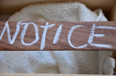 soyut bir arkaplanda kelime bildirimi