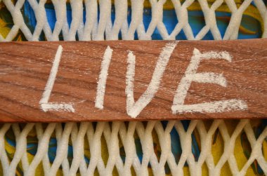 Ahşap soyut arkaplan üzerine canlı haber