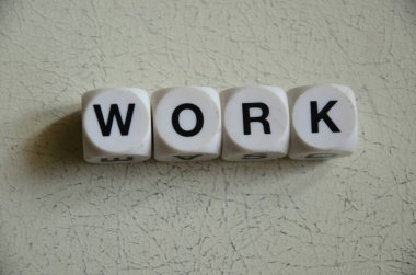 Beyaz küplerde kelime çalışması