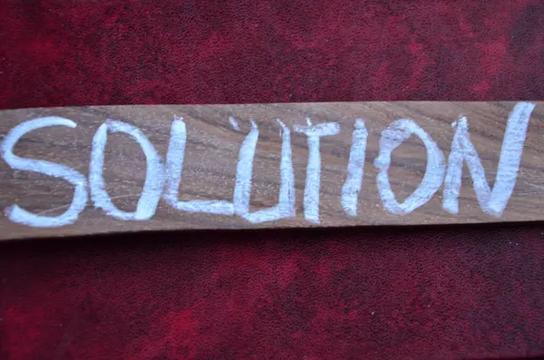 Kelime yazma çözümü. Bir soruna yardım eden veya ulaşan eylem veya çözüm için iş konsepti