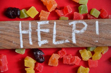 Renkli şekerler ve kelime yardımı