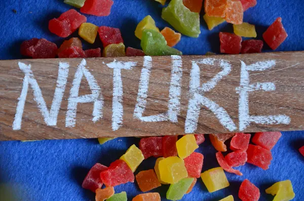 Soyut sözcüğe tatlı denir