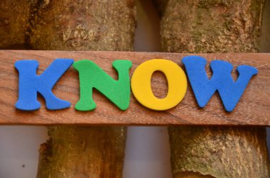 o kelimeyi biliyorum bir soyut