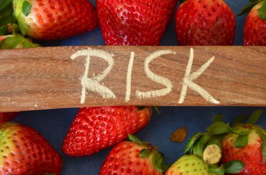 Soyut bir arkaplanda tatlı sözcük