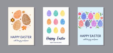 Paskalya arkaplanı elle boyanmış. Süslü yumurta ve çiçeklerle dolu bir tebrik kartı tasarımı. Vektör illüstrasyonu