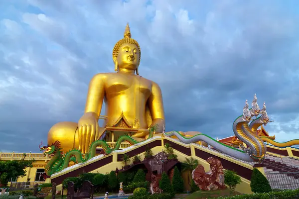 Statue Golden Buddha Wat Muang Ang Thong Thailand — Stock Photo, Image