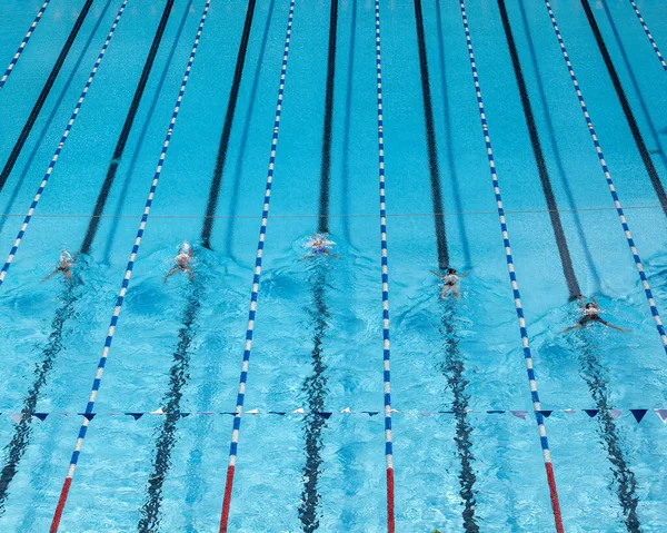 Πισίνα Για Διαγωνισμό Κολύμβησης — Φωτογραφία Αρχείου