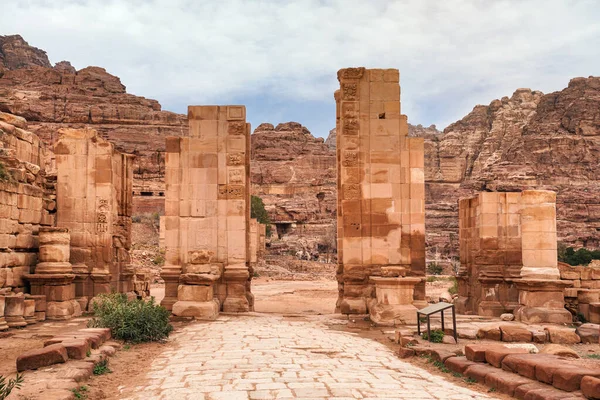 Restes Porte Voûtée Petra Jordanie — Photo