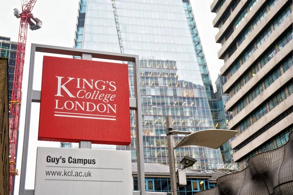 Londres Reino Unido Febrero 2019 Cartel King College Rojo Blanco —  Fotos de Stock
