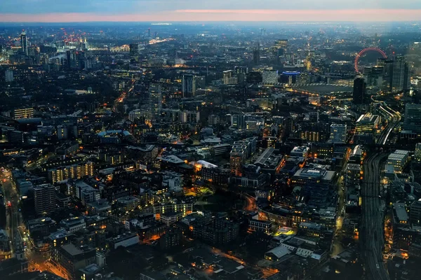 Vista Aérea Noturna Oeste Londres Edifícios Iluminados Brilhando Escuro — Fotografia de Stock