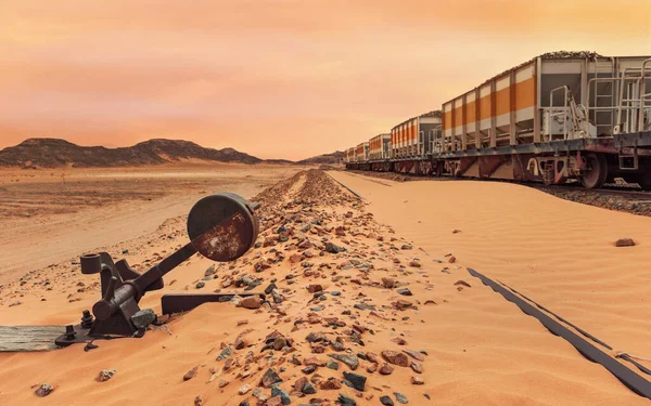 Stary Nieużywany Pociąg Dworcu Kolejowym Wadi Rum Pierwszy Plan Piaszczysta — Zdjęcie stockowe