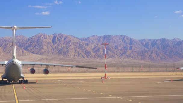 Eilat Israël Januari 2020 Zicht Vanuit Passagiersraam Van Commercieel Vliegtuig — Stockvideo